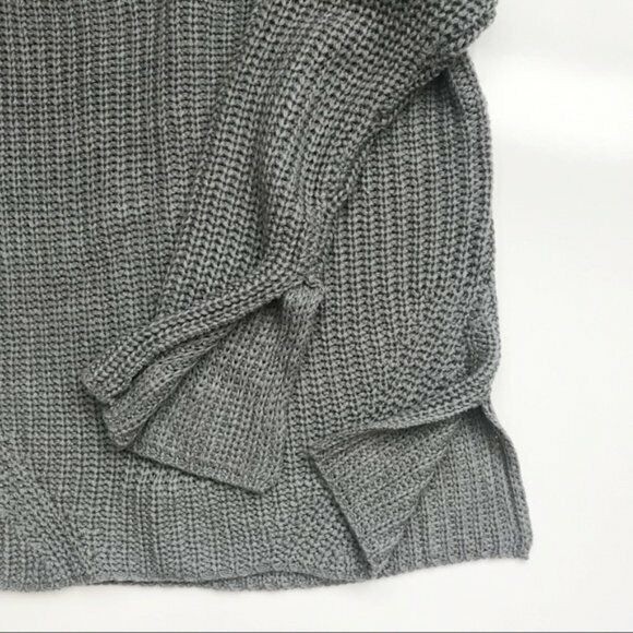 Pink Rose Women's Sz. L Gray V Neck Cable Knit Sweater - Picture 3 of 7